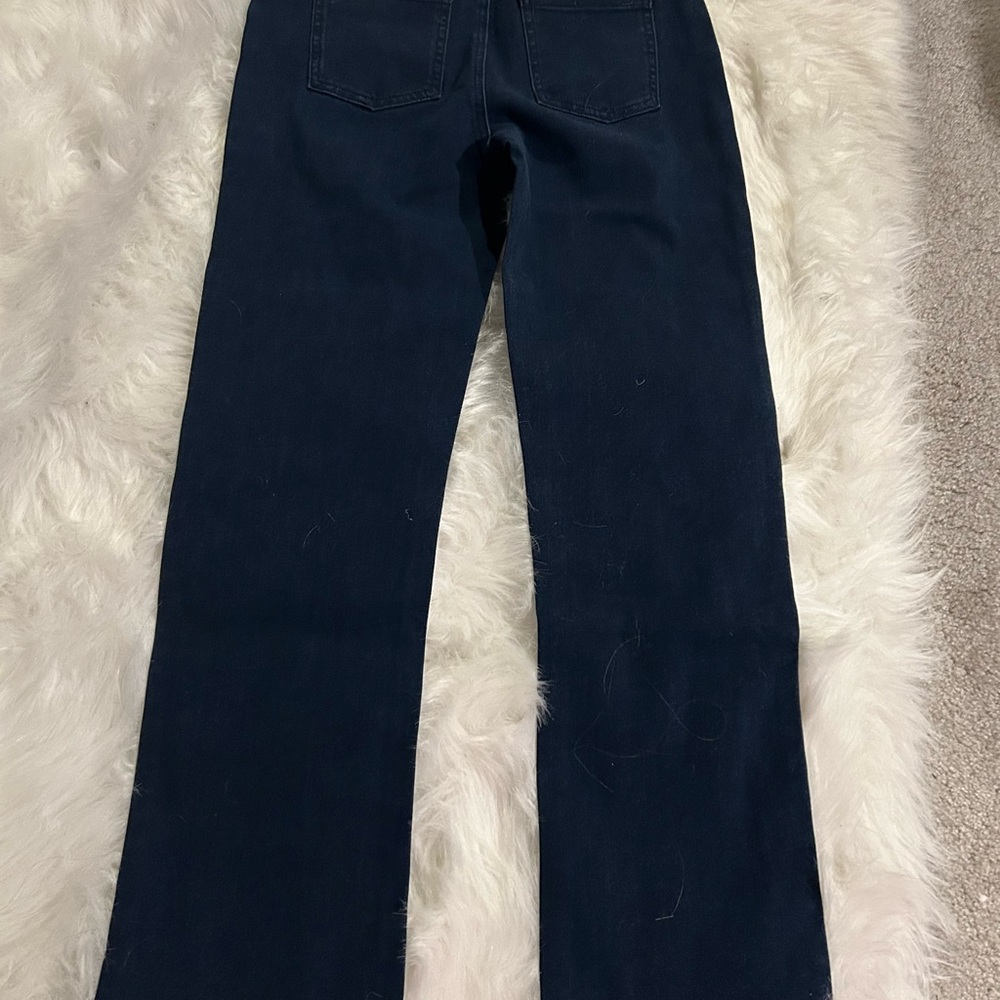 Betabrand Four-Pocket Yoga Denim Straight Leg Jeans in Short Petite - Picture 2 of 9